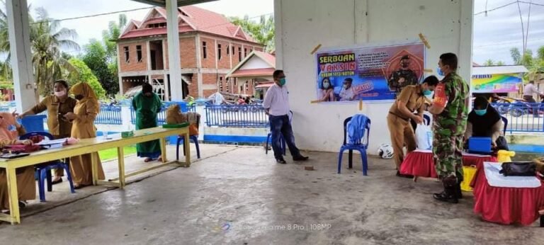 KODIM 1413/BUTON GELAR SERBUAN VAKSINASI DI KABAENA