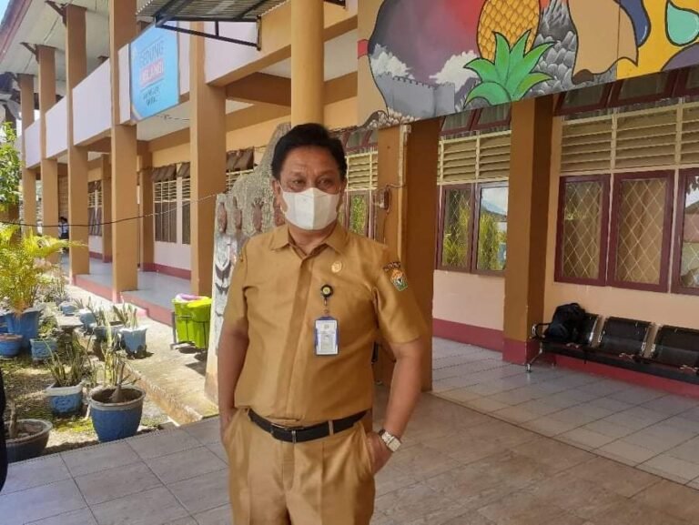 TAK PANTAS, IBU GURU DIVIDIOKAN MURIDNYA