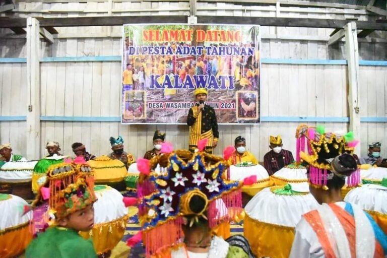 HADIRI KALAWATI, BUPATI BUTON PAMIT