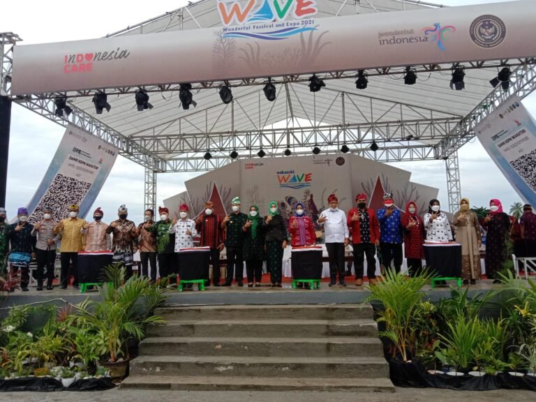 SEKDA PROVINSI SULTRA RESMI MEMBUKA EVENT WAKATOBI WAVE 2021