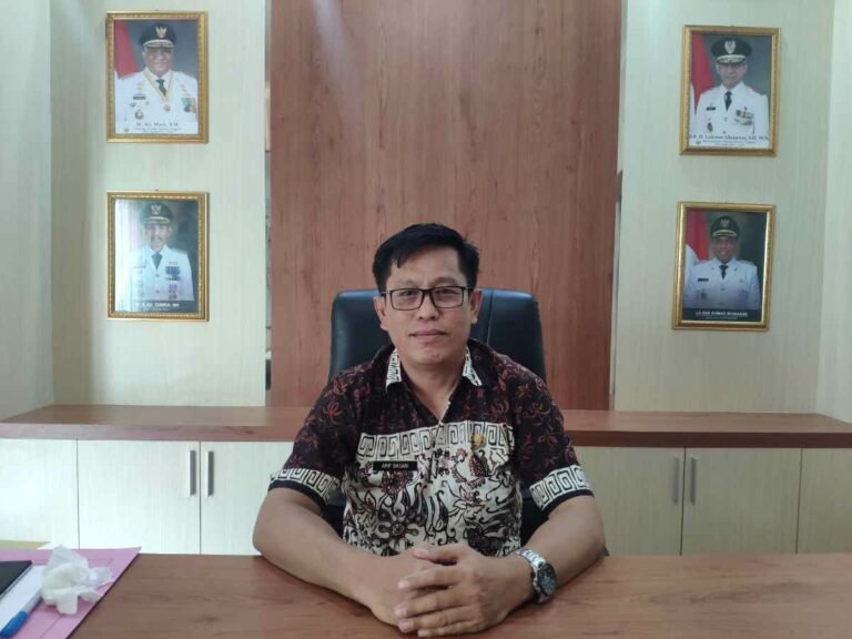 PEREKAMAN WAJIB KTP-EL, CAPIL BAUBAU MELAMPAU TARGET NASIONAL