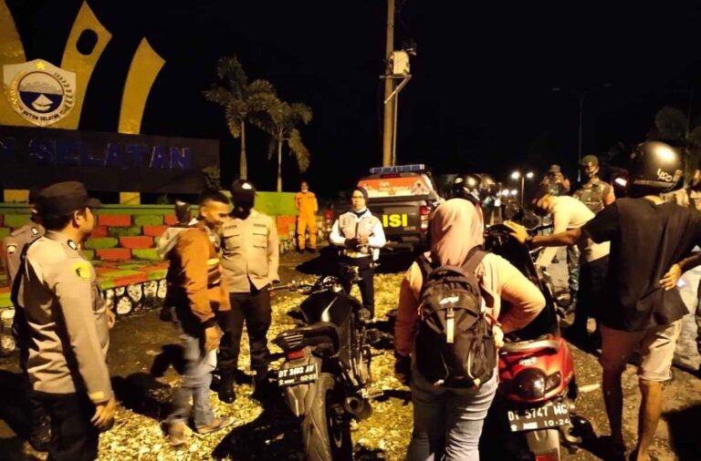 POLSEK BATAUGA RAZIA MENJELANG PERGANTIAN TAHUN BARU