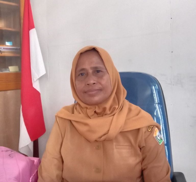 JELANG PELAKSANAAN UJIAN SEKOLAH, CIVITAS SMAN 1 TOMIA WAKATOBI MAKSIMALKAN PBM TATAP MUKA