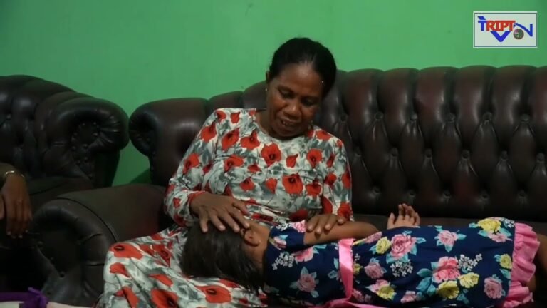 IBU GURU HUKUM SISWANYA MAKAN SAMPAH