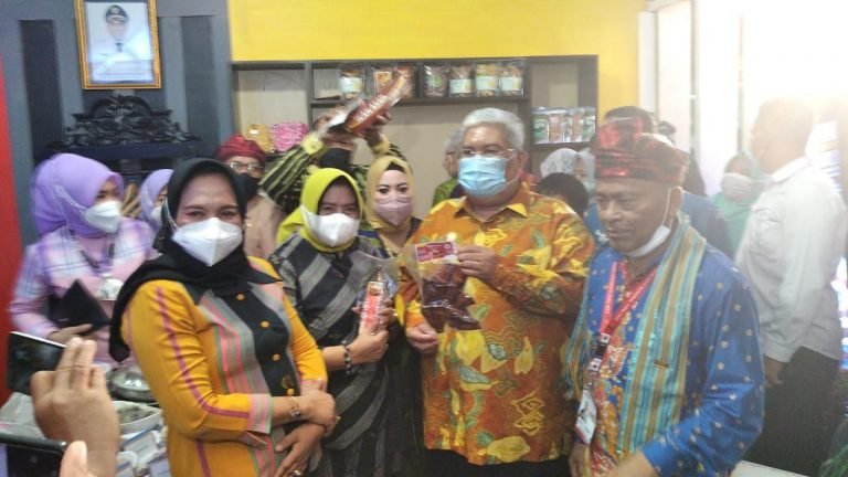 PAMERAN HPN DI SULTRA PAMERAN POTENSI DAERAH