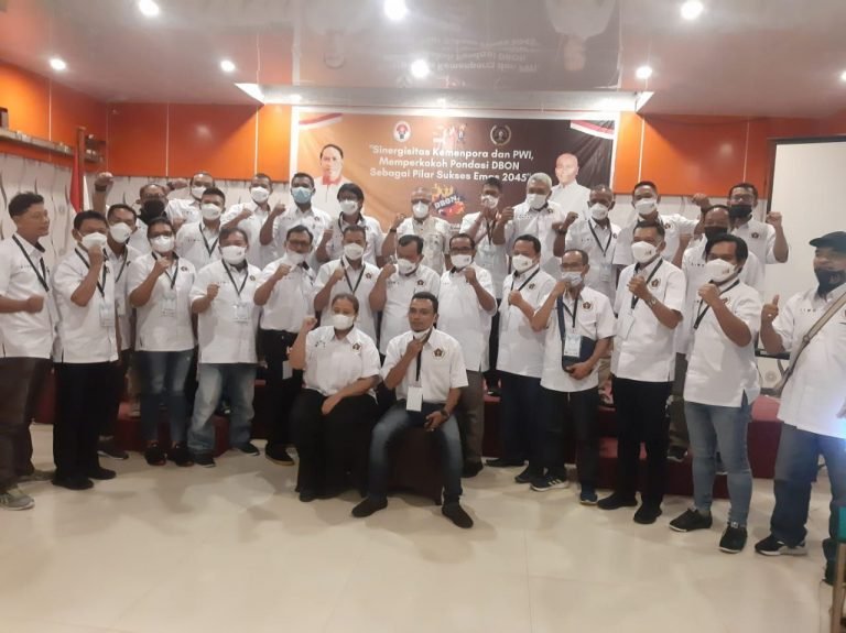 DBON TONGGAK KEBANGKITAN OLAHRAGA TANAH AIR