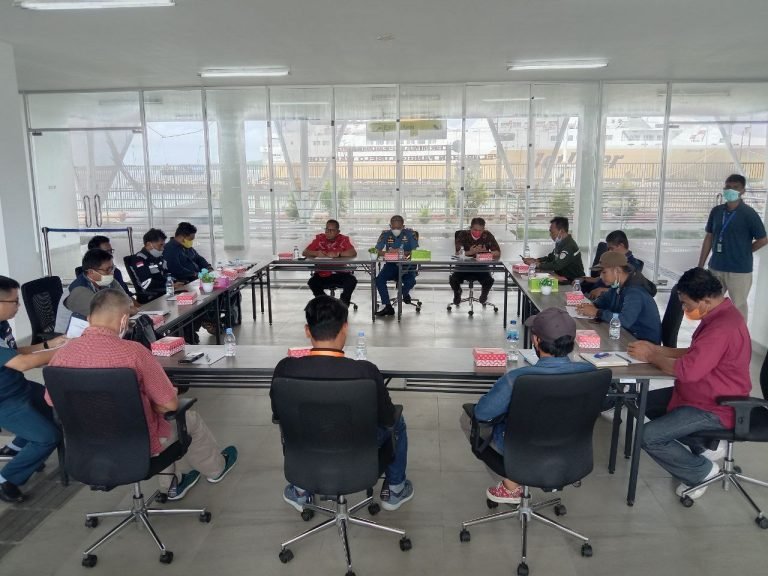 DERMAGA NASIONAL PANGULUBELO SEMENTARA WAKTU AKAN DITUTUP, INILAH PENJELASAN SAHBANDAR WAKATOBI