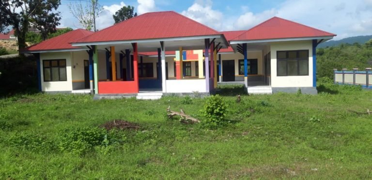 WARGA PASARWAJO BUTON SOROTI PEMBANGUNAN GEDUNG TK/PAUD DI KOMBELI