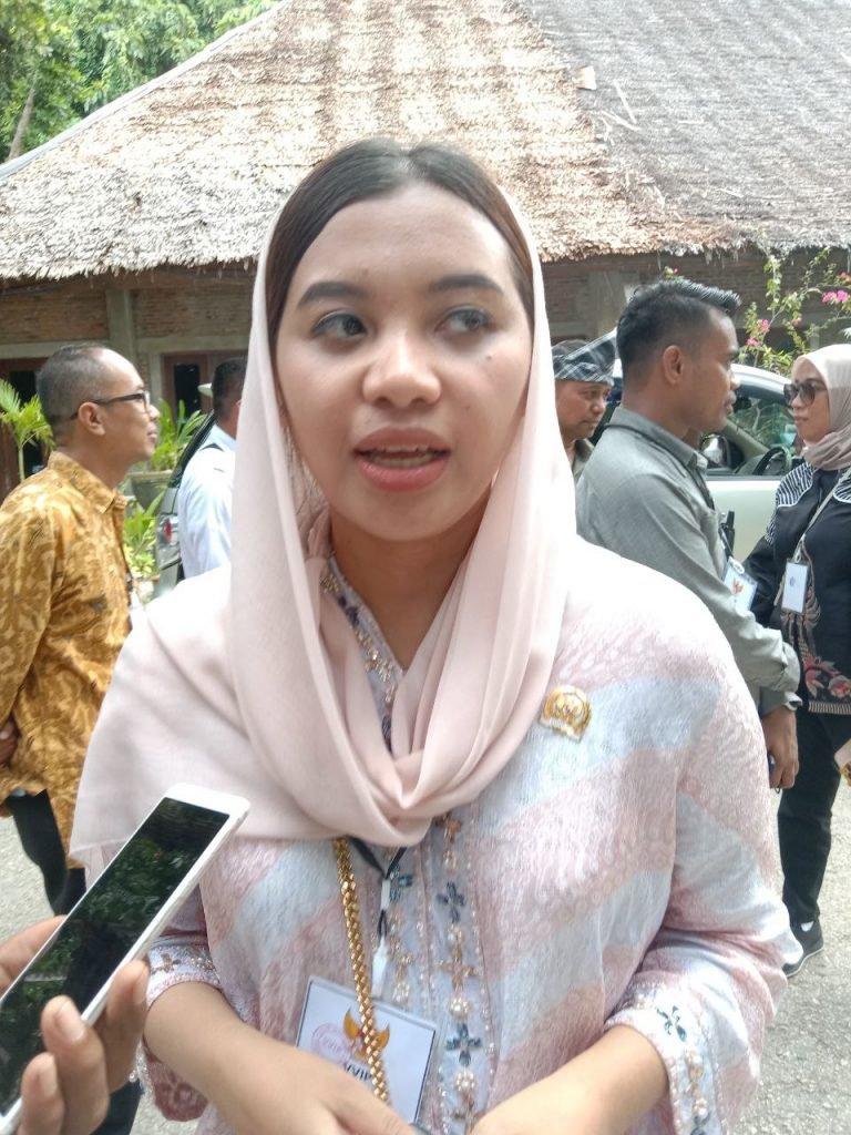 ANGGOTA DPD RI DAPIL SULTRA SIAP KERJA SAMA DPR RI KAWAL PROGRAM PEMERINTAH DI WAKATOBI
