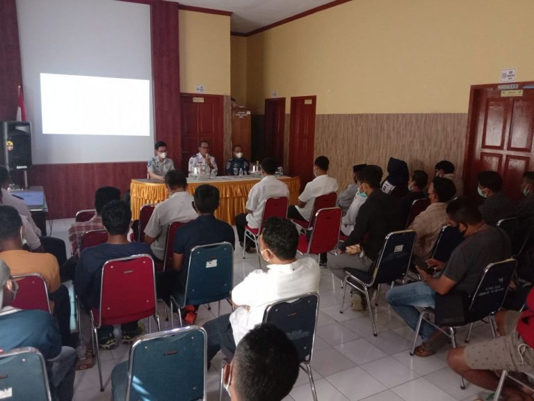 MINIMALISIR KECELAKAAN LAUT, DISHUB WAKATOBI GELAR SOSIALISASI KESELAMATAN PELAYARAN