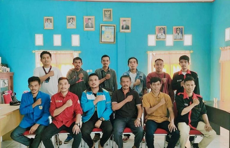 PEMERINTAH DAN MASYARAKAT KAPONTORI MENDUKUNG WACANA PEMEKARAN WILAYAHNYA