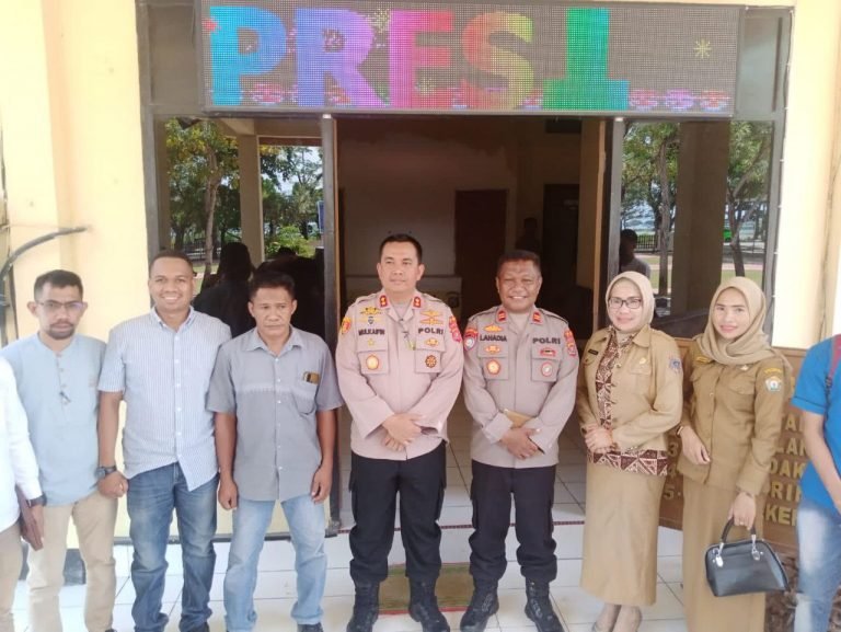 SOSIALISASI KAMTIBMAS, POLRES MUNA GELAR LOMBA CERDAS CERMAT DAN OLIMPIADE MATEMATIKA