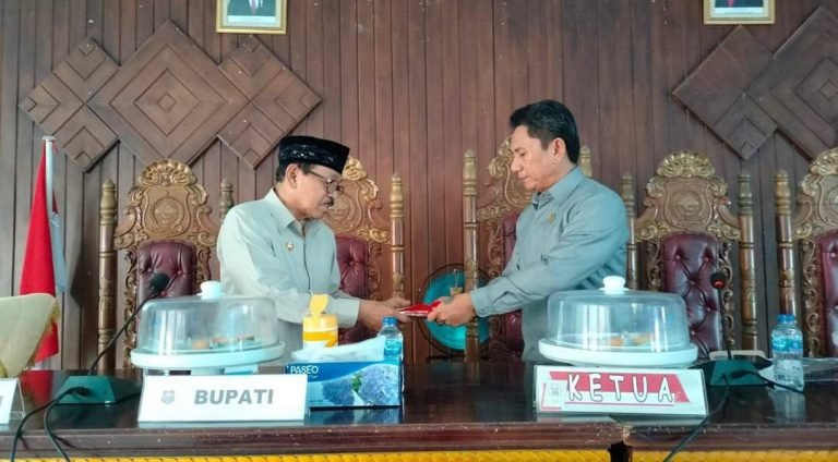 DPRD BUTUR SETUJUI TUJUH RAPERDA PEMERINTAH SETEMPAT MENJADI PERDA