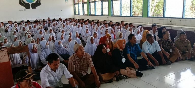 HUGUA AJAK GENERASI MUDA WAKATOBI MILIKI PANUTAN DAN CITA-CITA TINGGI