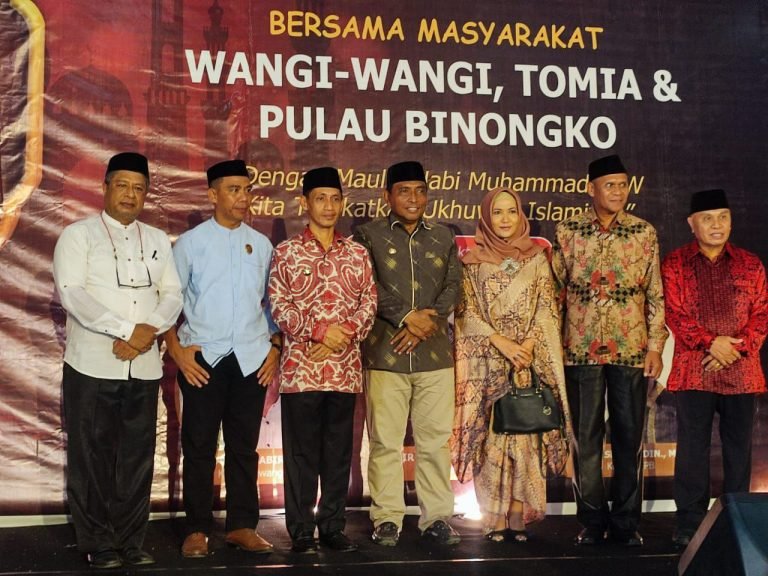 MAULID BERSAMA MENUNJUKAN MASYARAKAT WAKATOBI DI BAUBAU ITU ADA