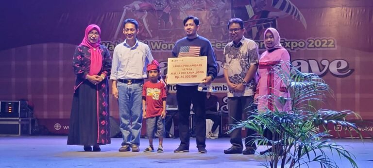 PEMKAB WAKATOBI GELAR MALAM TRIBUTE TO MAESTRO GAMBUS INDONESIA