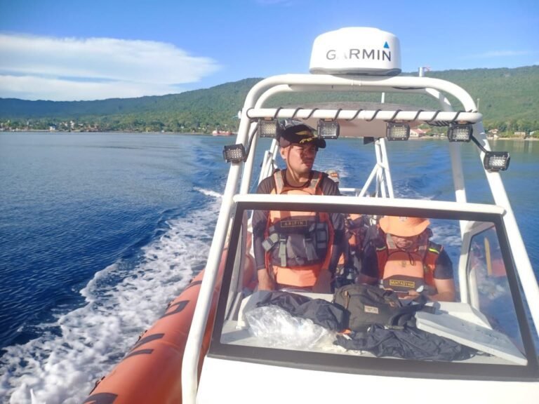 PENCARIAN NELAYAN HILANG TERUS DILAKUKAN SAR GABUNGAN NELAYAN