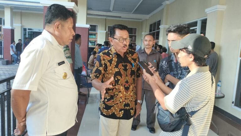BUPATI BUTUR MINTA PENYELENGGARA PEMILU TINGKATKAN PARTISIPASI PEMILIH