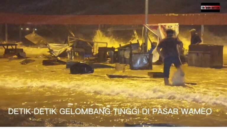 KOMPLEKS WARUNG MAKAN DIRATAKAN OMBAK