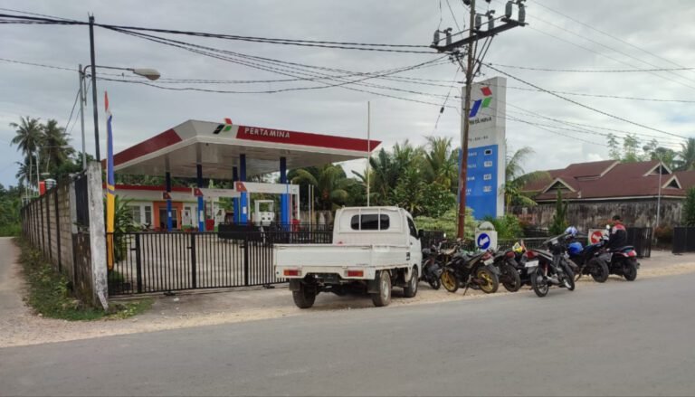 DUA OKNUM WARTAWAN DIDUGA PERAS PENANGGUNG JAWAB SPBU DI BUTUR