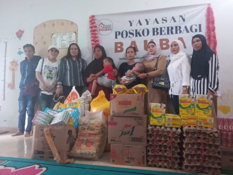KETUM PERTIWI NUSANTARA SAMBANGI YAYASAN POSKO BERBAGI BAUBAU DI KENDARI