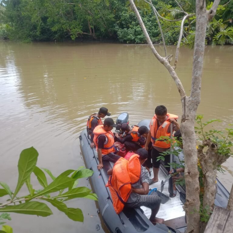 DUA WARGA BUTUR DITERKAM BUAYA DITEMUKAN MENINGGAL DUNIA