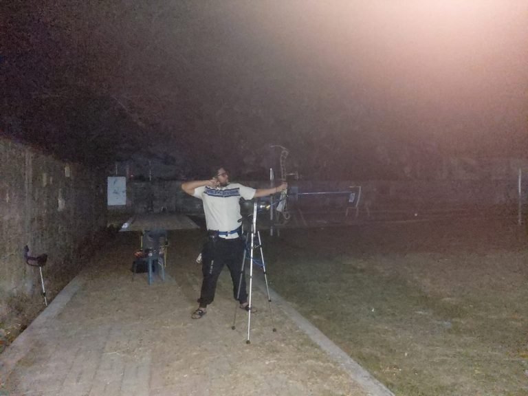 ATLET DAN PELATIH CABOR PANAHAN PRA PON BERLATIH BERSAMA KETUM KONI SULTRA