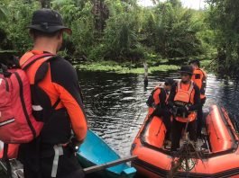 WARGA DESA TERAPUNG BUTENG DITERKAM BUAYA, BASARNAS TERUS LAKUKAN PENCARIAN