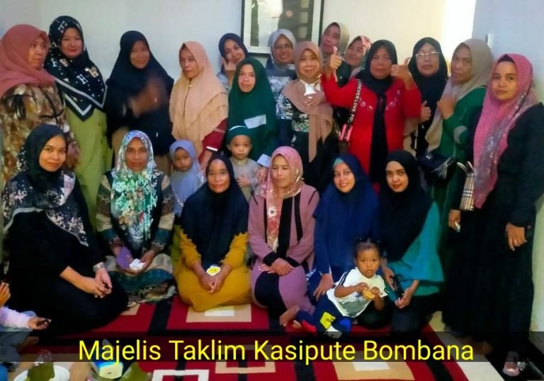 KOMUNITAS MAJELIS TAKLIM DI BOMBANA DUKUNG HUGUA CALON GUBERNUR SULTRA 2024