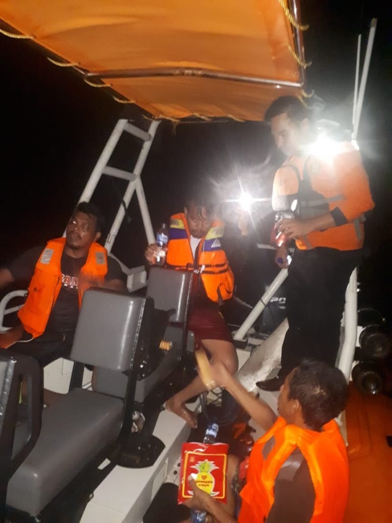 BERAS BANTUAN UNTUK WARGA TENGGELAM, PEMKAB WAKATOBI CEPAT BEREAKSI