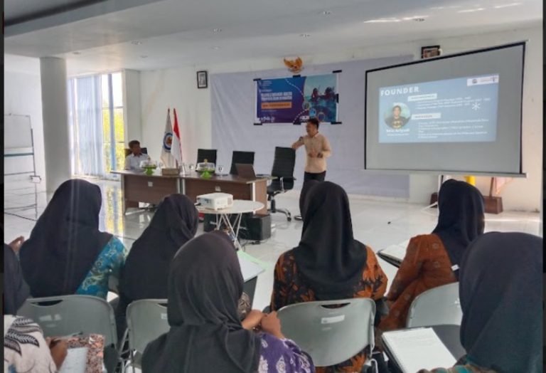 BERBAGI ILMU PARIWISATA, AKKP WAKATOBI HADIRKAN FOUNDER WAKATOBI DIVE TRIP