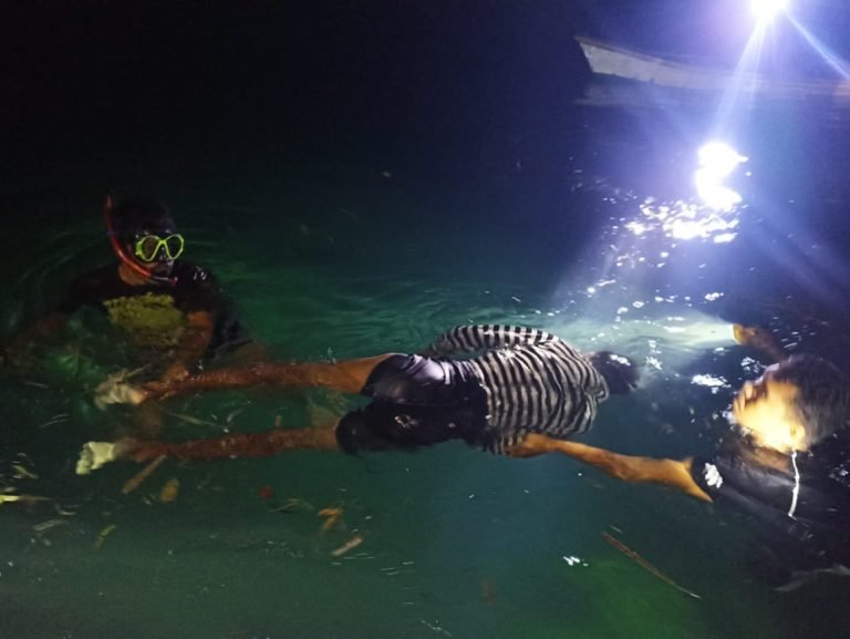 Tukang Panah Ikan Temukan Mayat di Pelabuhan Usuku