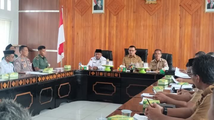Perdana, Wakil Bupati Butur Pimpin Rapat Pembentukan Panitia Safari Ramadhan