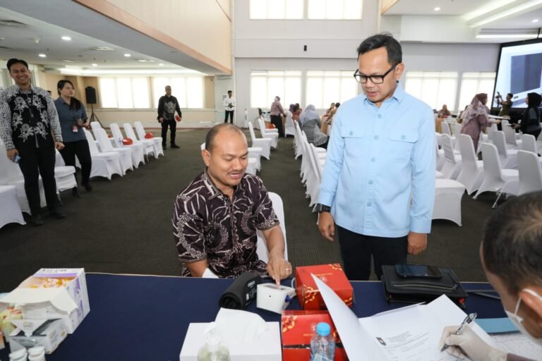 Kepala Daerah Terpilih Jalani Pemeriksaan Kesehatan Mendasar di Kemendagri