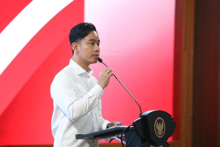 Beri Pembekalan Retret Kepala Daerah, Wapres Minta Kepala Daerah Satu Visi dengan Presiden Prabowo