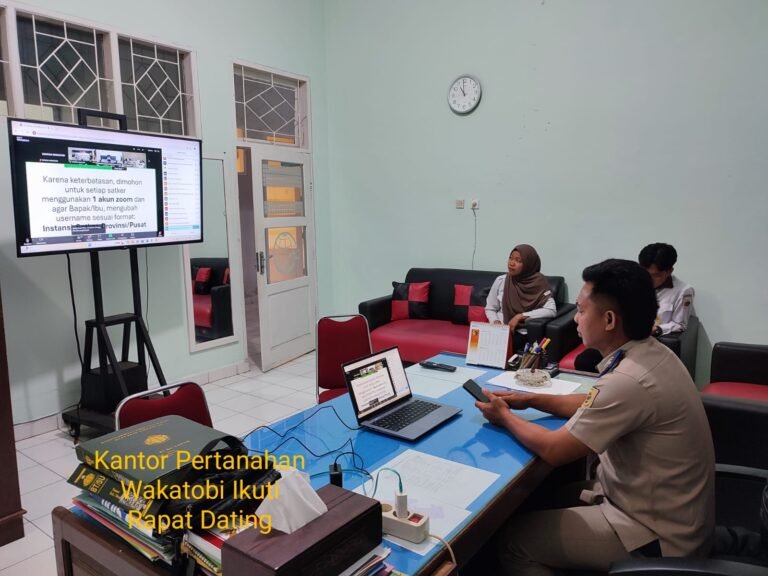 Bahas Sertipikasi Tanah Wakaf, Kantor Pertanahan Kabupaten Wakatobi Hadiri Rapat Secara Daring.