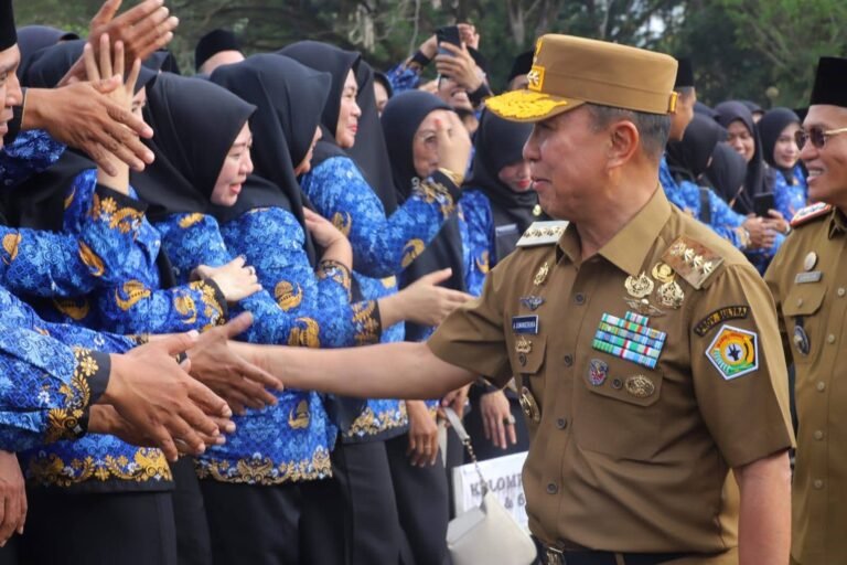 Sebanyak 3.886 CPNS dan P3K Lingkup Pemprov Terima SK dari Gubernur Sultra