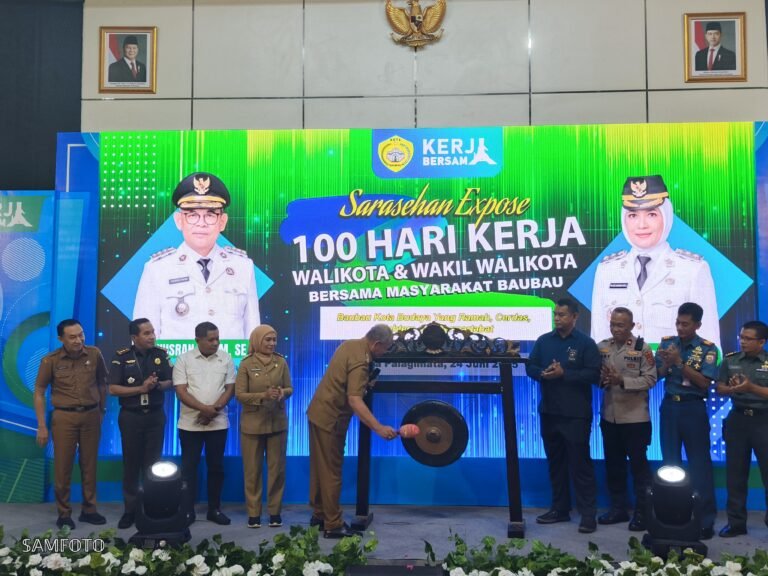 Wali Kota Baubau dan Capaian 100 Hari Kerja