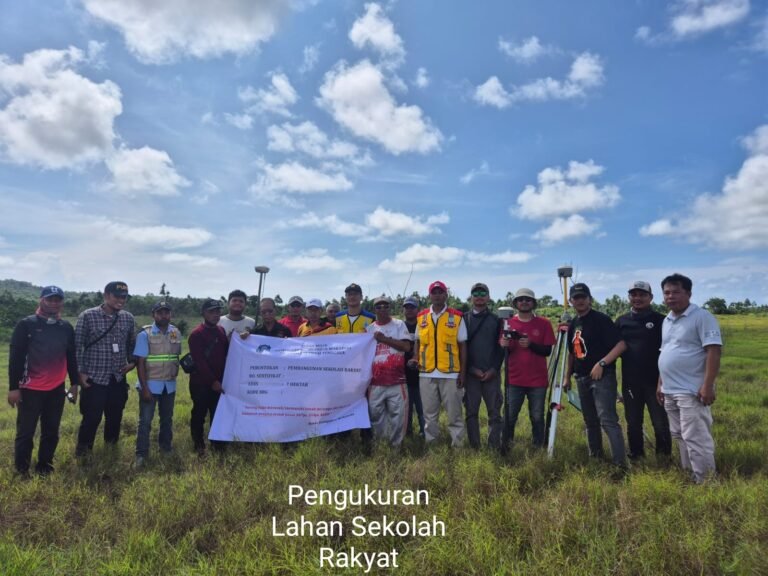 Tindak Lanjuti Program Sekolah Rakyat, Kantor Pertanahan Wakatobi Lakukan Pengukuran Lahan