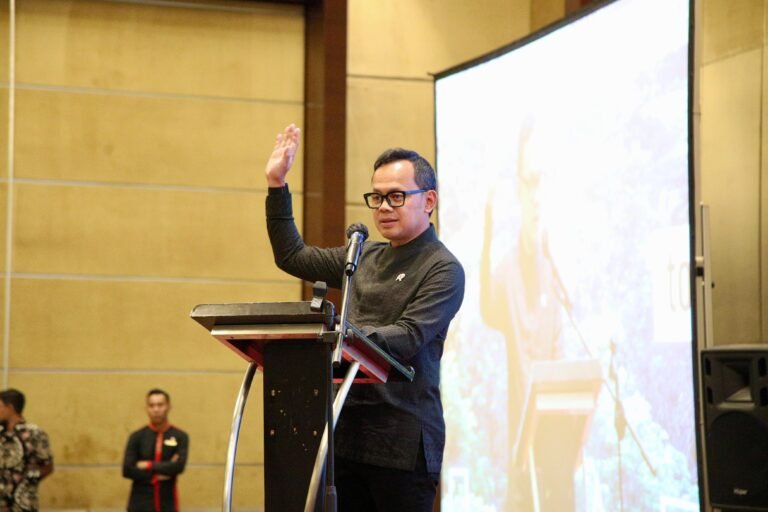 Wamendagri: Kepala Daerah Harus Paham Isu Perubahan Iklim dan Pengurangan Gas Emisi
