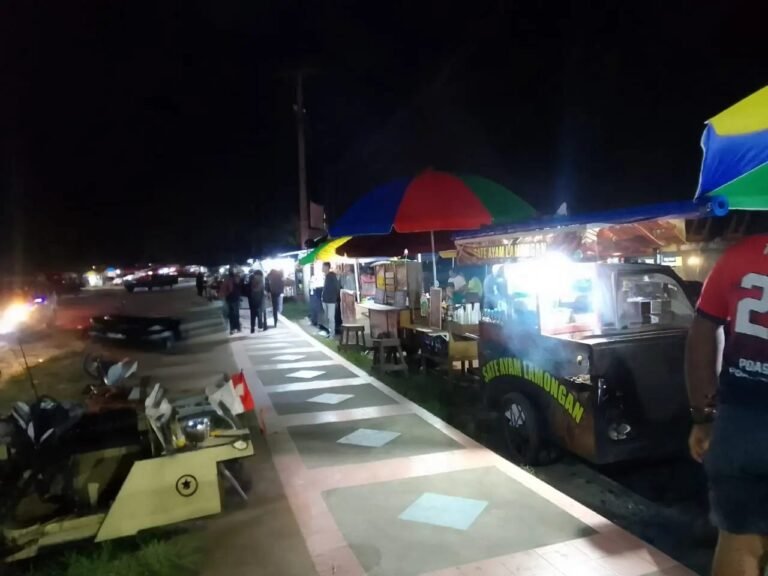 Keluh Kesah PKL di Bundaran Kantor Gubernur Kota Kendari Setelah Dilarang Beraktivitas