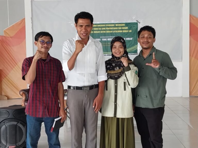 Kampus UMU Bersama Komunitas Latalombo Kota Baubau Teken MoU