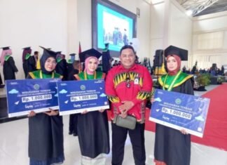 Tiga Lulusan Terbaik UMB Tahun Akademik 2025/2026 Raih Penghargaan dari Bank Mandiri