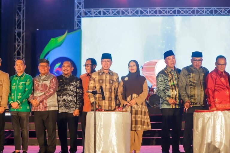 Gubernur Sultra Sampaikan Permohonan Maaf untuk Masyarakat Wakatobi