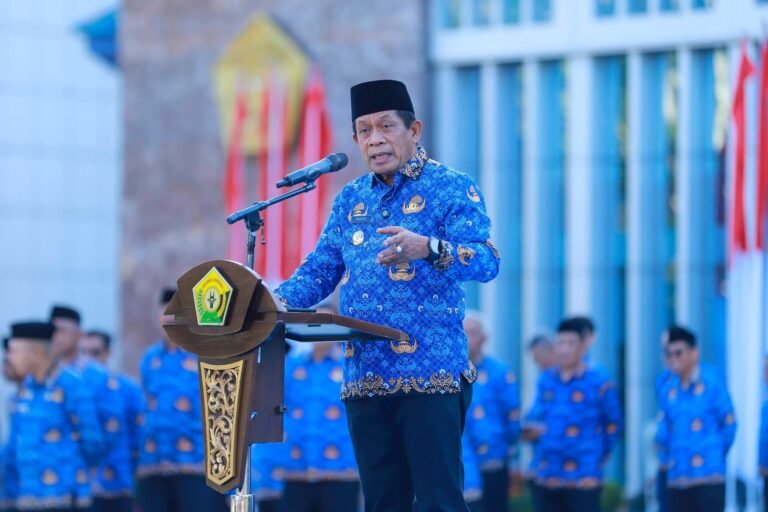 Pimpin Upacara HKN, Wagub Sultra Ingatkan Tugas ASN